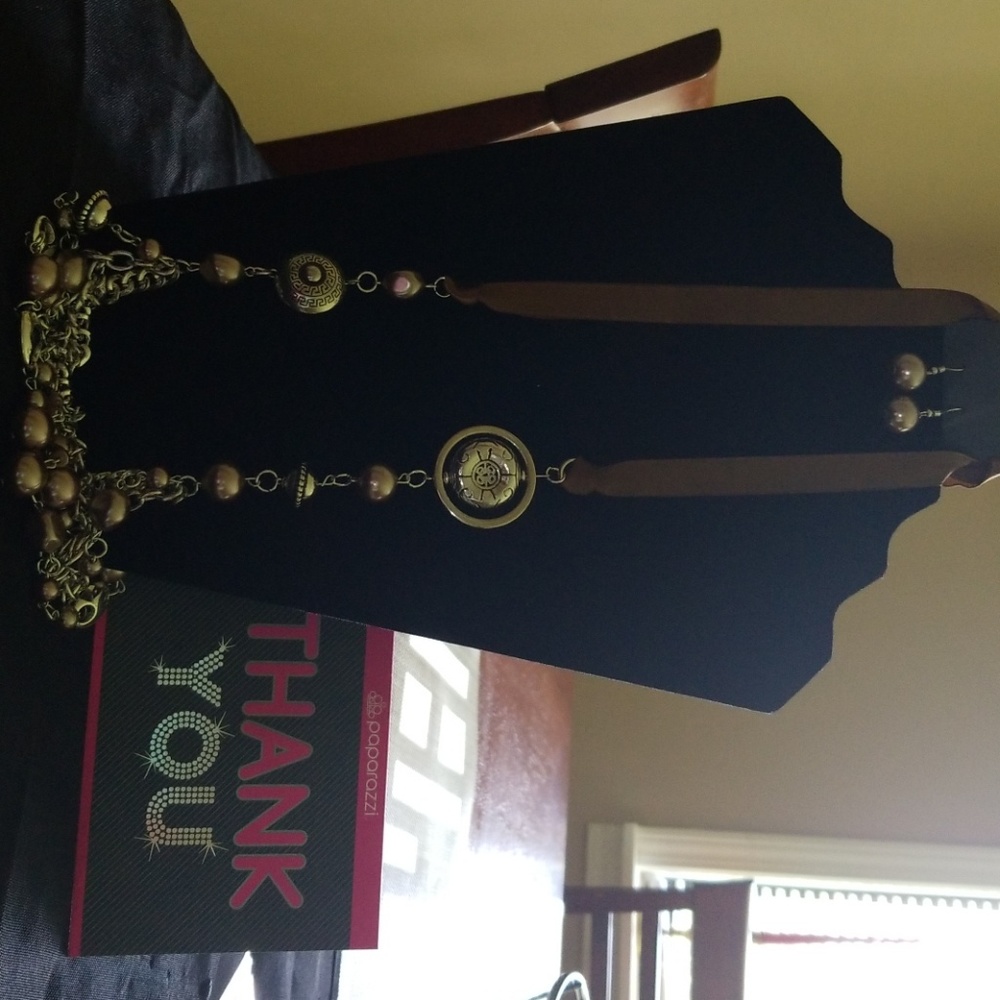 Jewlery